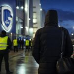Transfersfeer rond KRC Genk in een stadionomgeving zonder herkenbare gezichten