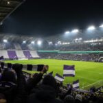 Europese stadionsfeer rond een duel tussen Anderlecht en Hammarby zonder herkenbare gezichten
