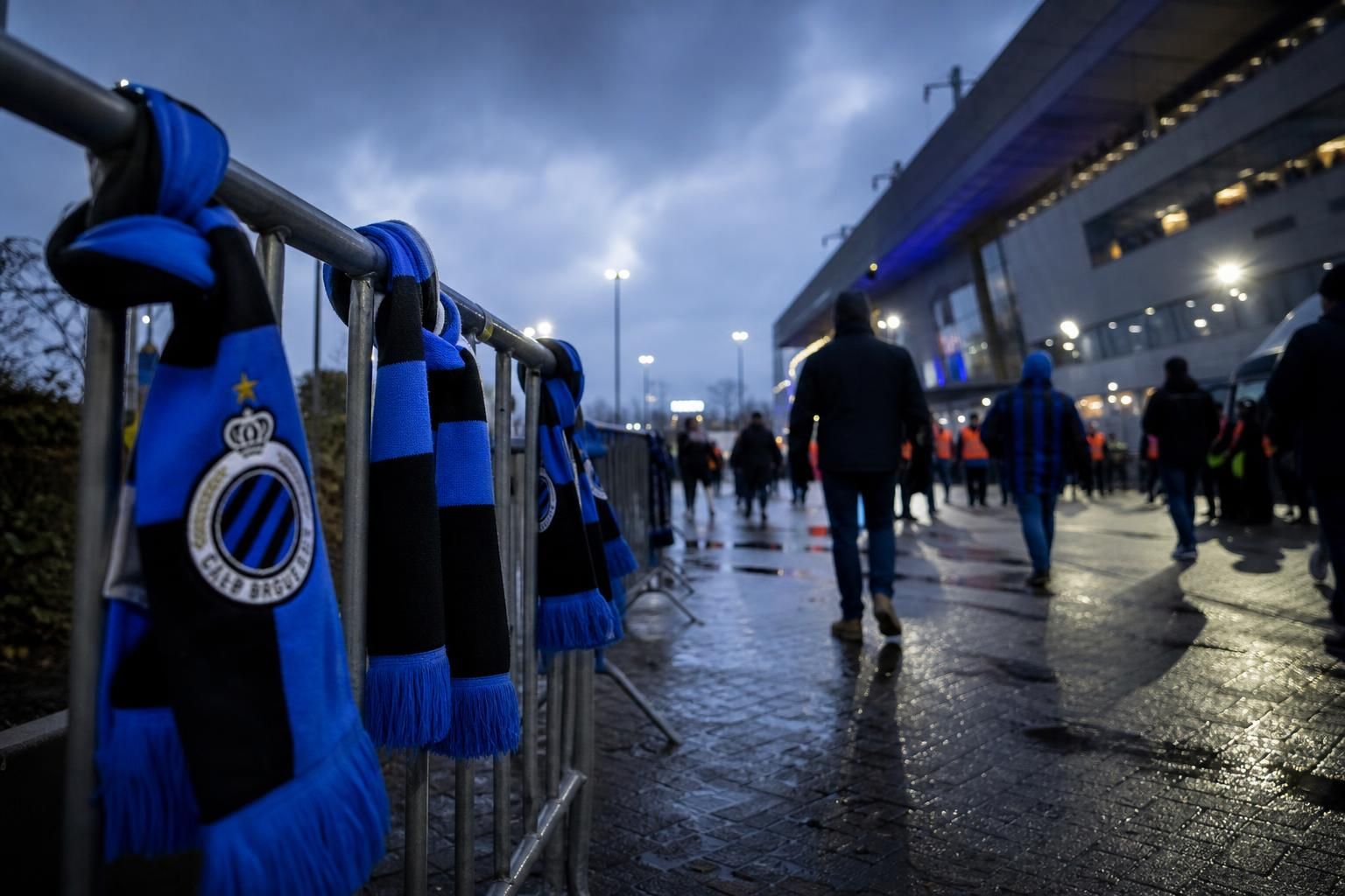 Club Brugge werkt aan een drukke transferzomer met uitgaande dossiers en nieuwe versterkingen