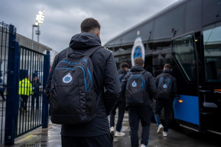 Club Brugge op stage terwijl de transferdruk rond Raphael Onyedika groeit