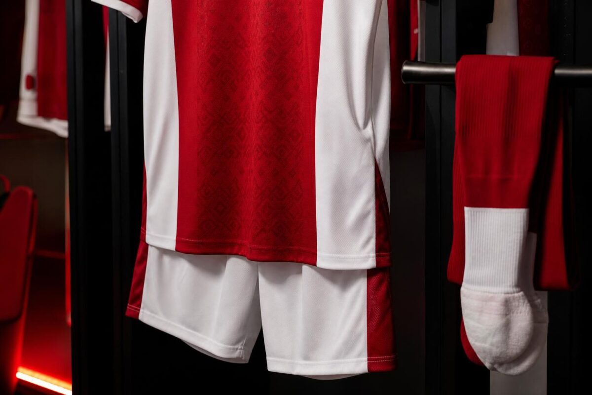 Nieuw thuisshirt van Royal Antwerp FC voor het seizoen 2026-2027