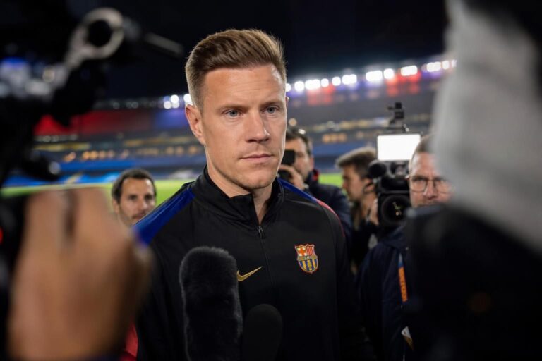 Marc-André ter Stegen wordt gelinkt aan een huurtransfer van Barcelona naar Ajax.