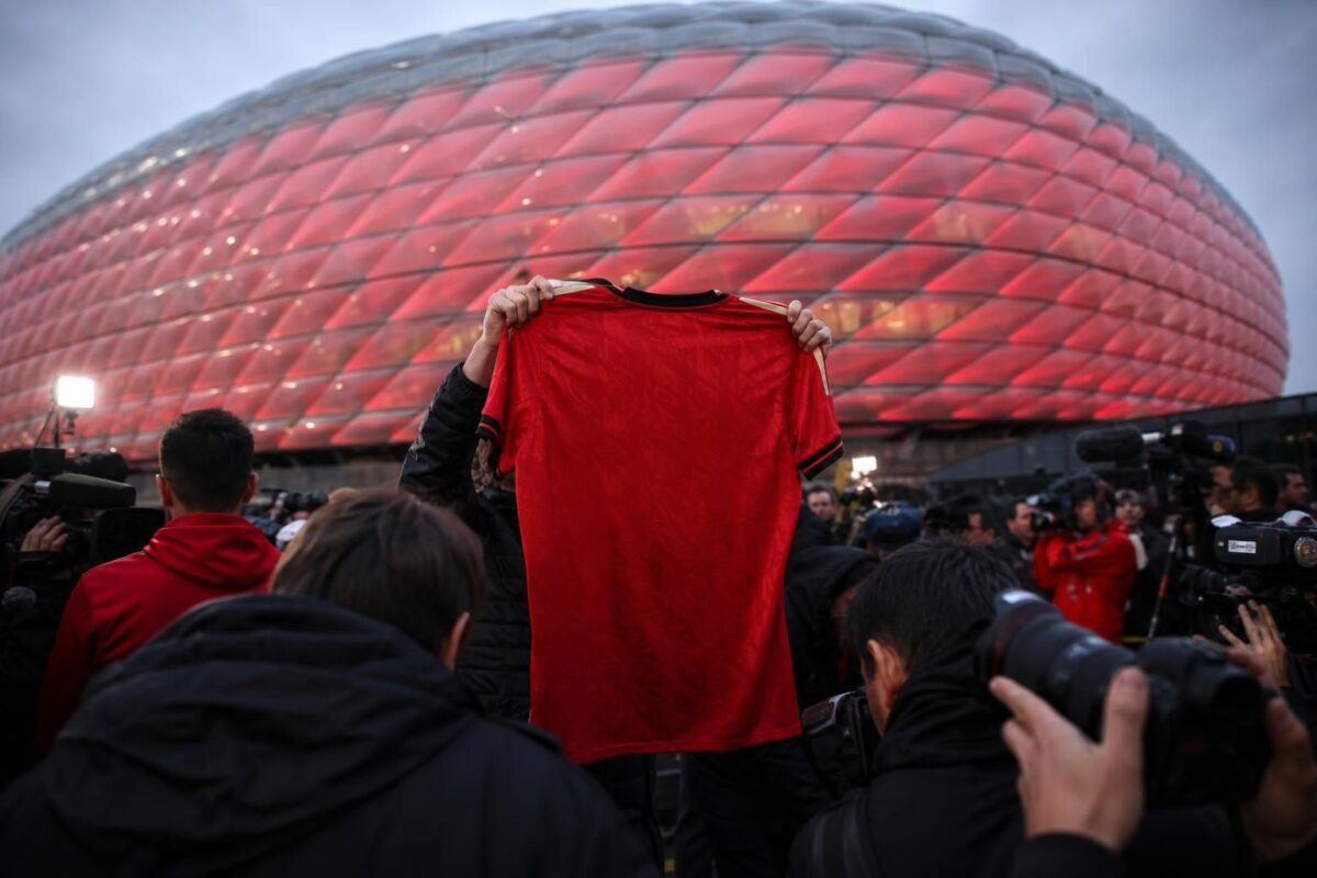 Transfercontext bij Bayern München rond Nathaniel Brown en Vincent Kompany