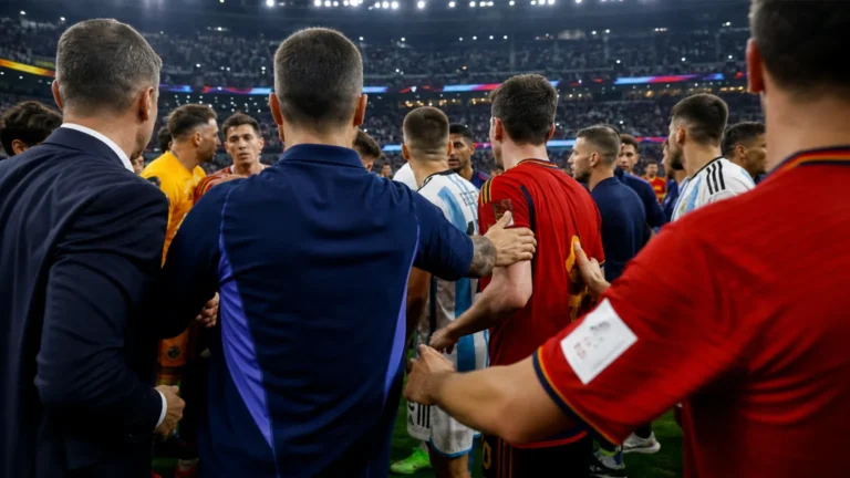 Gespannen sfeer na een WK-finale tussen Spanje en Argentinië