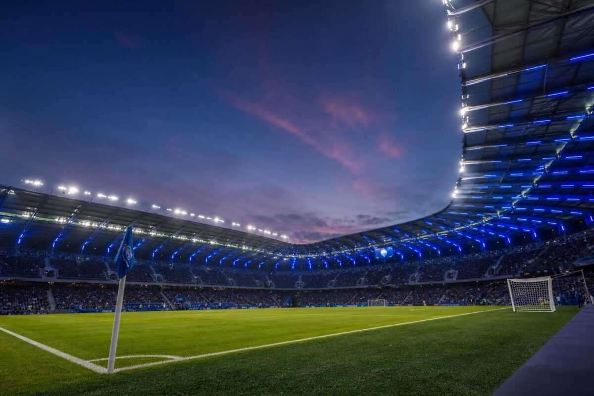 Cegeka Arena van KRC Genk met moderne stadionbeleving