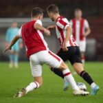 Royal Antwerp FC in actie tijdens een oefenwedstrijd tegen PSV