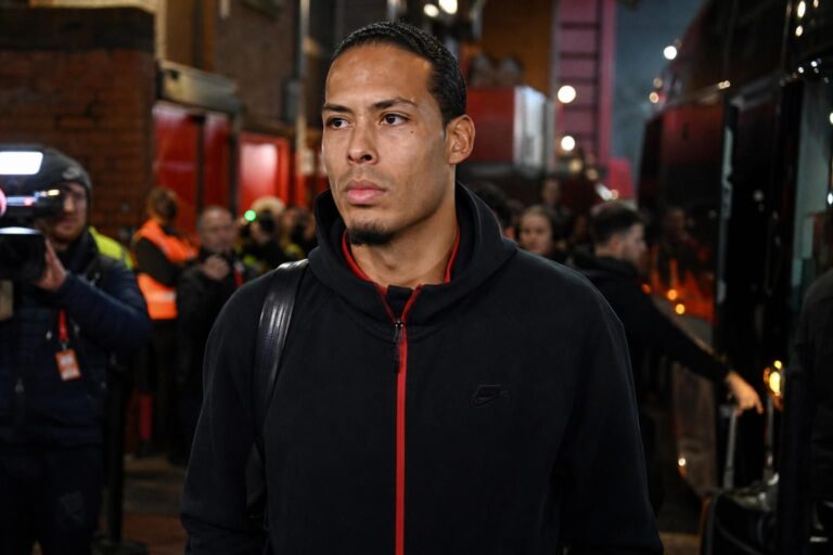 Virgil van Dijk in Liverpool-context terwijl zijn toekomst op Anfield onderwerp van discussie is