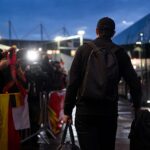 Transfersfeer aan een Belgisch stadion rond een mogelijke terugkeer van Paul Okon-Engstler