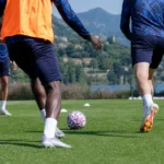 Trainingscontext rond een mogelijke contractkans voor Takehiro Tomiyasu bij Crystal Palace