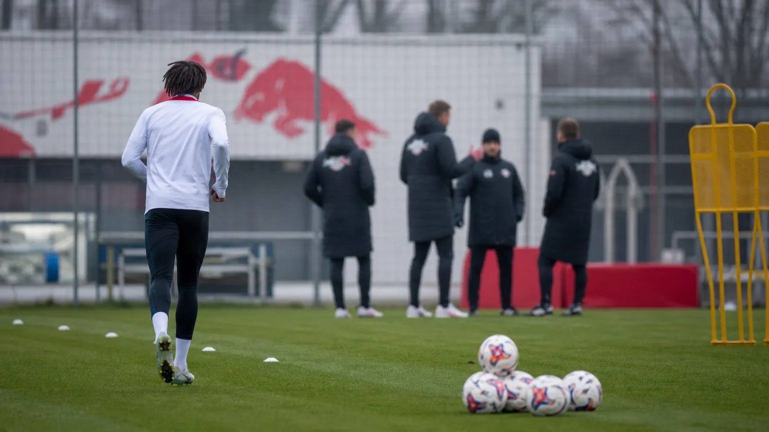 Transfercontext rond Yan Diomande bij RB Leipzig zonder herkenbare gezichten