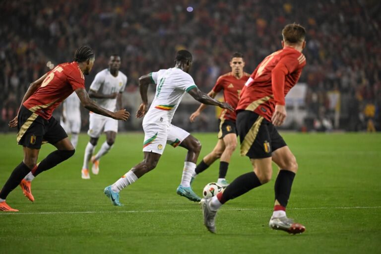 De Belgische defensie onder druk tijdens een WK-duel tegen Senegal