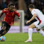 Jérémy Doku in actie tijdens een dribbelmoment voor de Rode Duivels