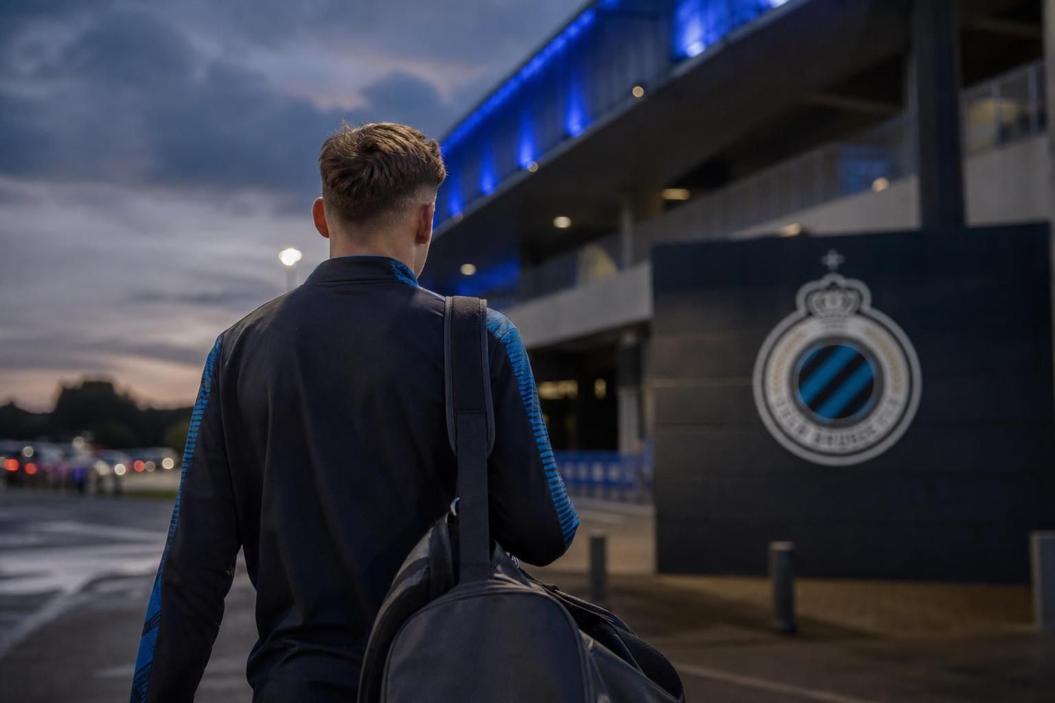 Sfeerbeeld van een vertrek bij Club Brugge zonder herkenbare personen