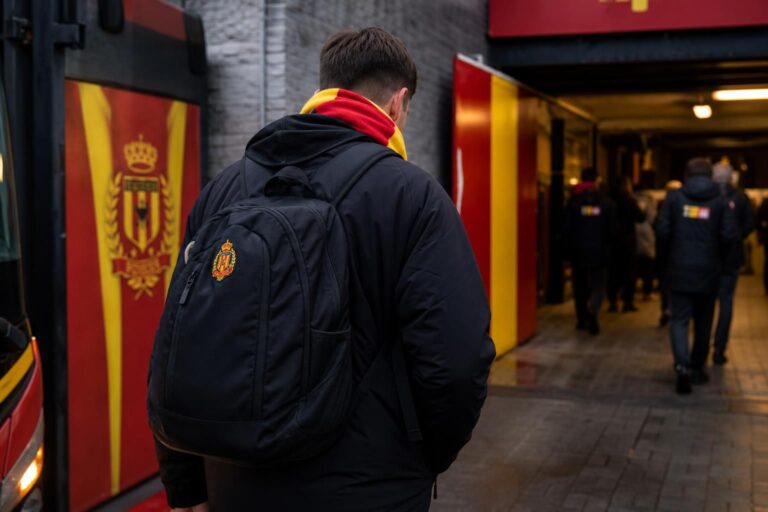 Transfercontext rond KV Mechelen na de officiële overstap van Mathis Servais naar Millwall