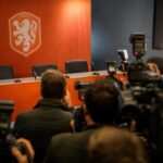 Perscontext rond de zoektocht van de KNVB naar een nieuwe bondscoach voor Oranje