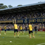 Brede blik op de spelersgroep van Union tijdens een wedstrijddag in het Dudenpark
