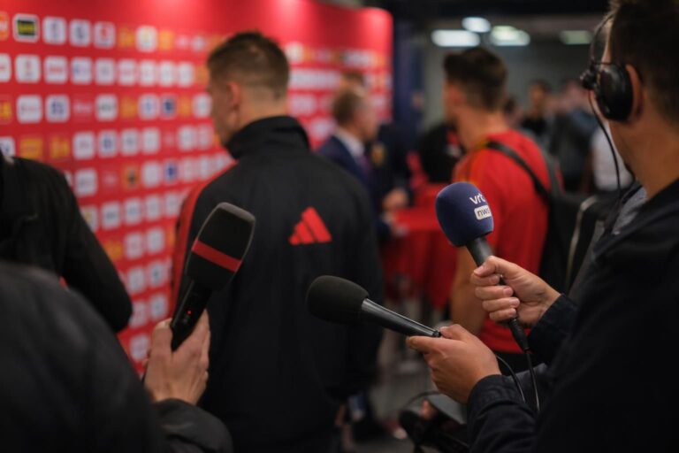Gespannen voetbalsfeer na de wedstrijd tussen België en de Verenigde Staten