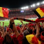 Belgische supporters vieren de zege van de Rode Duivels richting kwartfinale tegen Spanje