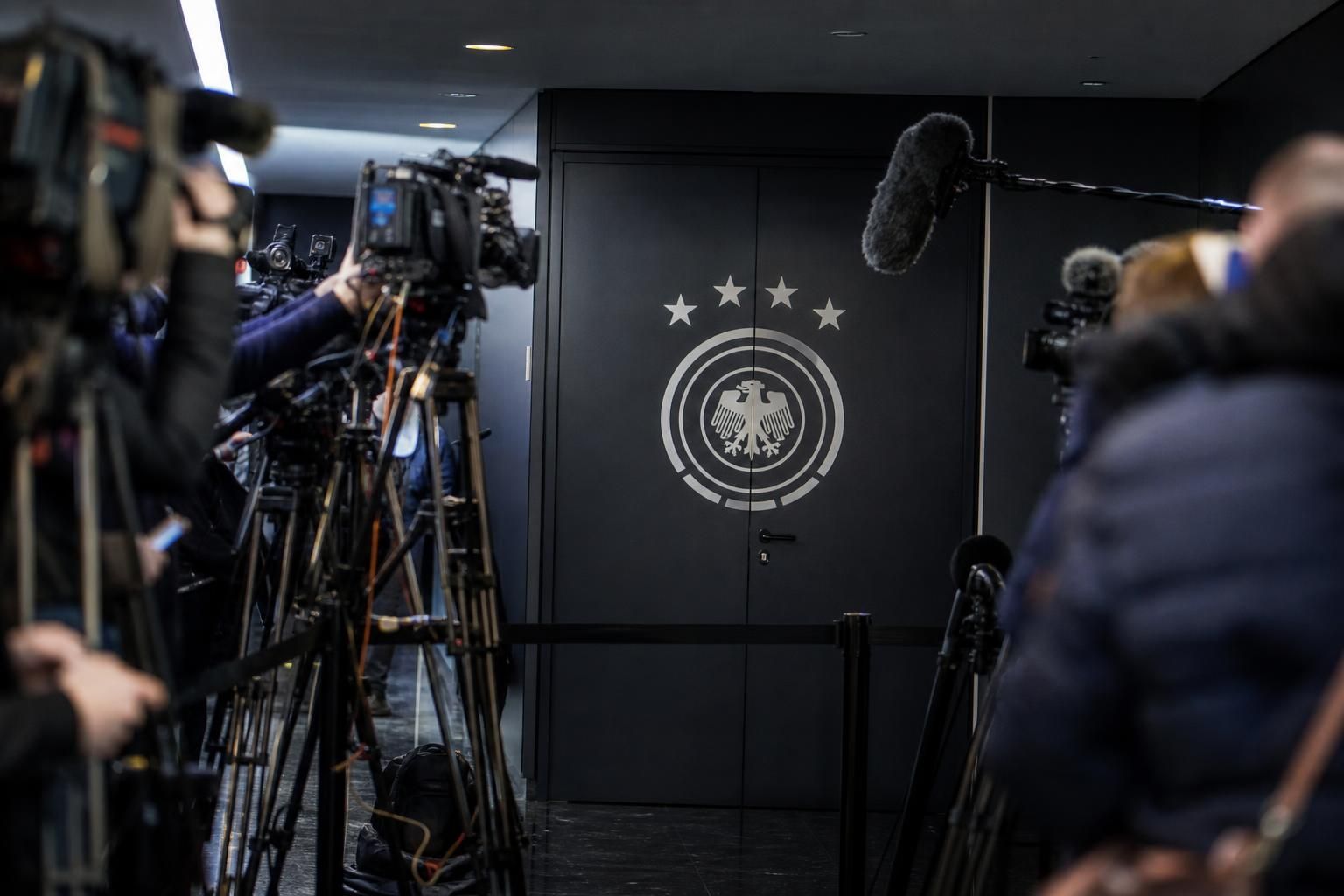 Pers- en onderzoekscontext rond mogelijke corruptie bij het EK 2024 in Duitsland