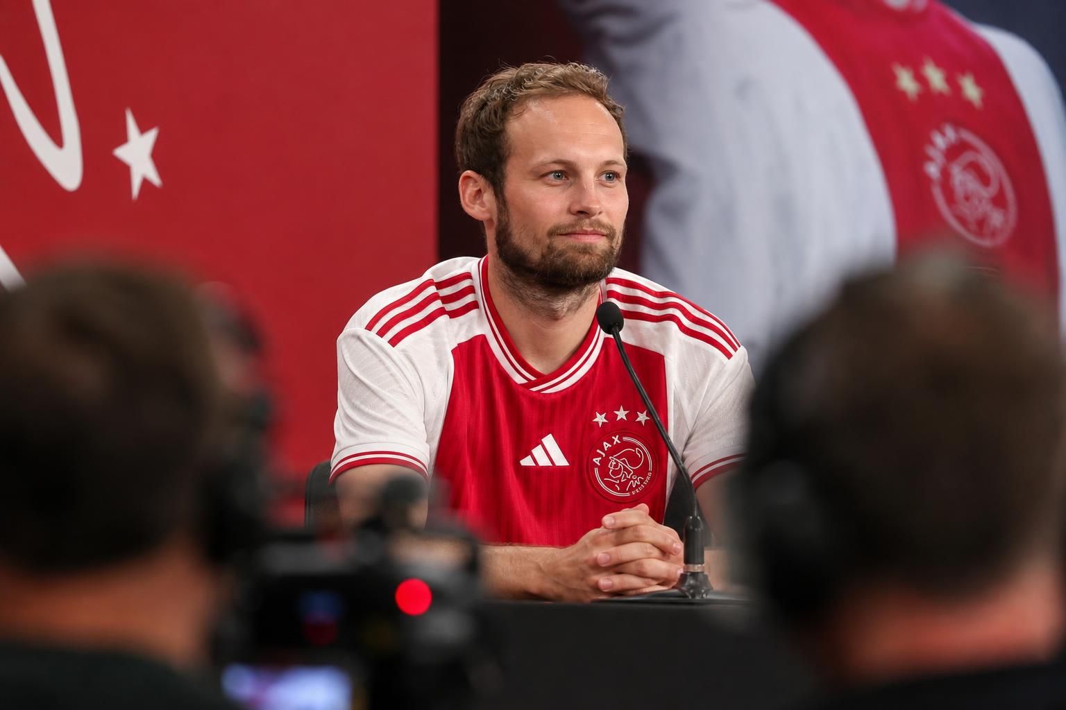 Daley Blind bij zijn officiële terugkeer naar Ajax
