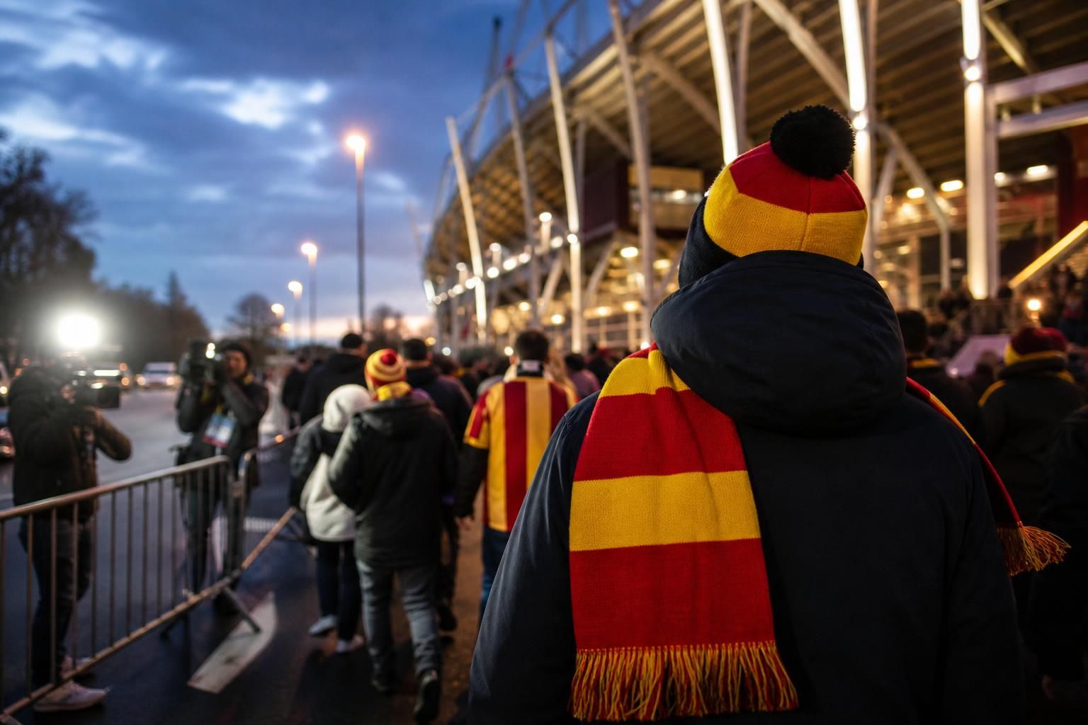 Transfercontext rond de mogelijke terugkeer van Thorgan Hazard naar RC Lens na zijn vertrek bij RSC Anderlecht