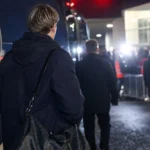 Transfercontext rond Mika Godts, met PSG-interesse en Ajax dat stevig onderhandelt.