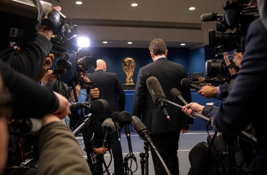 Gespannen FIFA-persmoment rond Gianni Infantino na de Balogun-affaire op het WK 2026