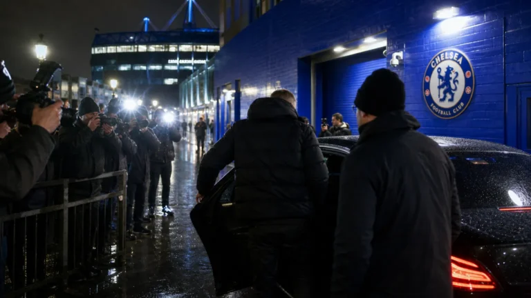 Transfersfeer rond Chelsea bij Stamford Bridge zonder herkenbare gezichten