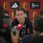 Rudi Garcia tijdens een gespannen persmoment bij de Rode Duivels op het WK