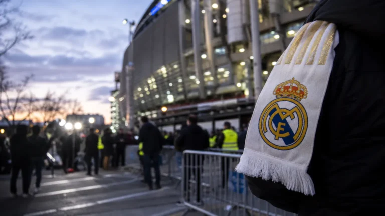 Transferachtige stadionsfeer rond Real Madrid en Yan Diomande zonder herkenbare gezichten