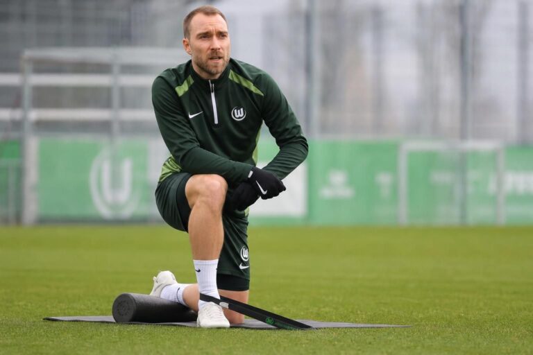 Christian Eriksen in een rustige trainingscontext rond zijn revalidatie.