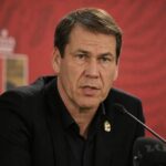 Rudi Garcia tijdens een gespannen persmoment bij de Rode Duivels