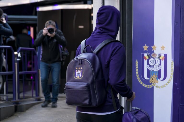 Nathan De Cat verlaat RSC Anderlecht voor Hoffenheim.