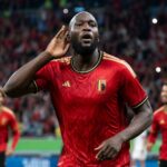 Romelu Lukaku viert een doelpunt voor de Rode Duivels op het WK.