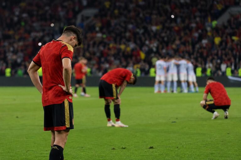 Rode Duivels verwerken de WK-uitschakeling na de nederlaag tegen Spanje