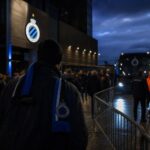 Transfercontext rond Jesse Bisiwu met Club Brugge-sfeer en stadionomgeving zonder herkenbare gezichten