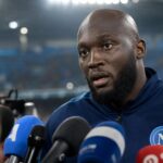 Romelu Lukaku in Napoli-context terwijl transfergeruchten rond Ajax toenemen