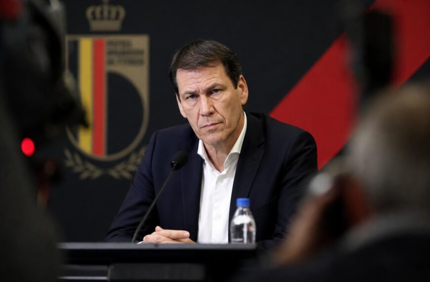 Rudi Garcia in een gespannen perscontext rond de toekomst bij de Rode Duivels