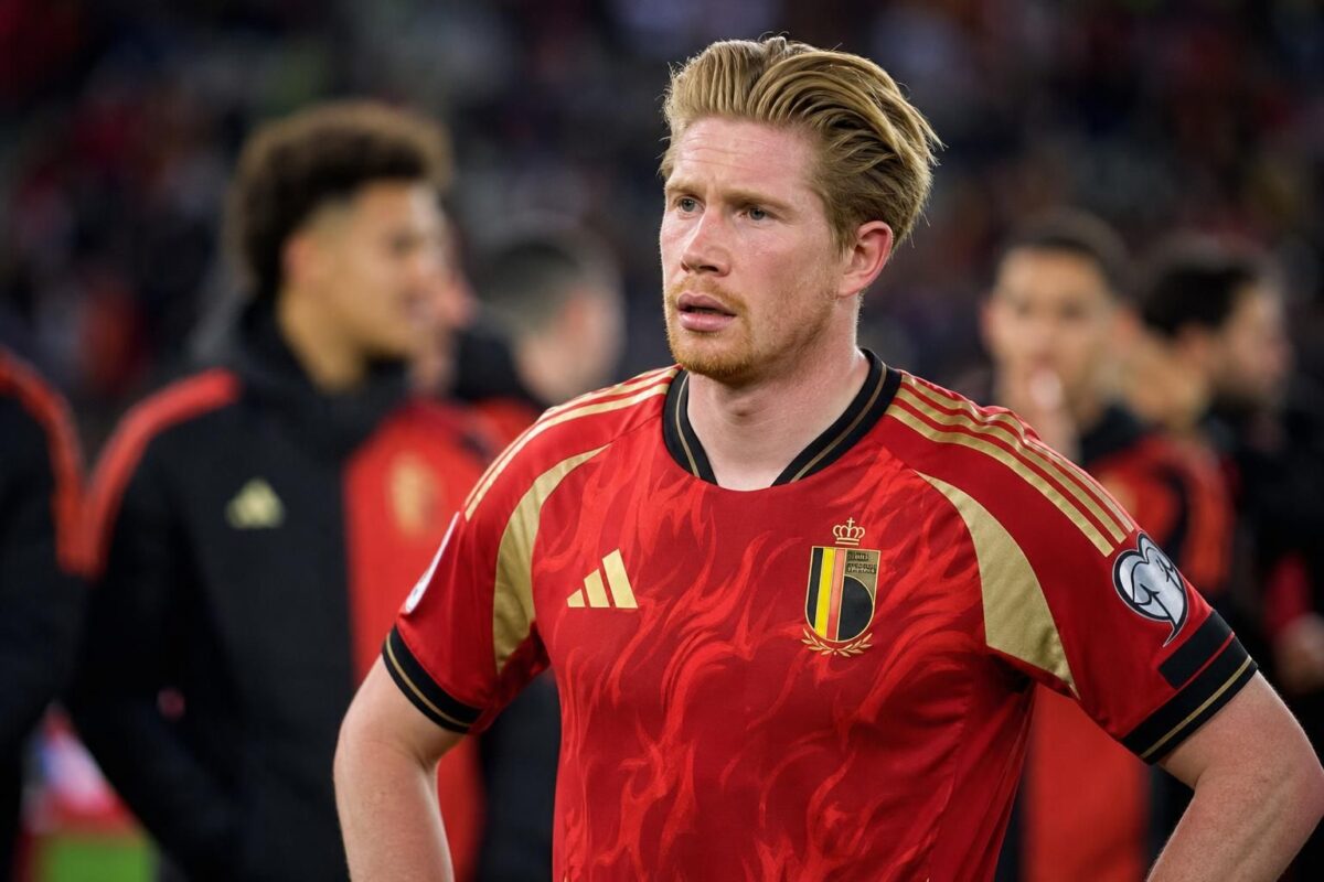Kevin De Bruyne in een gespannen Rode Duivels-sfeer na een intense interlandavond