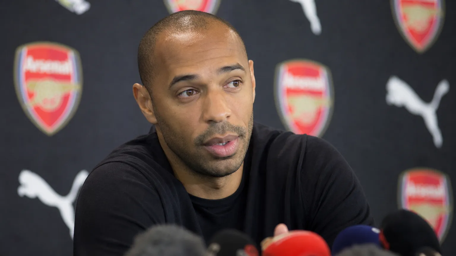 Thierry Henry reageert op de transfer van Christos Tzolis naar Arsenal
