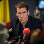 Rudi Garcia tijdens een gespannen persmoment bij de Rode Duivels