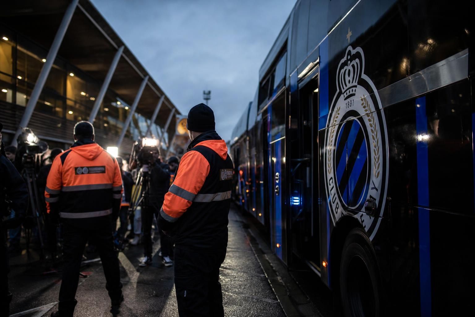 Transfercontext rond Club Brugge tijdens een drukke zomermercato