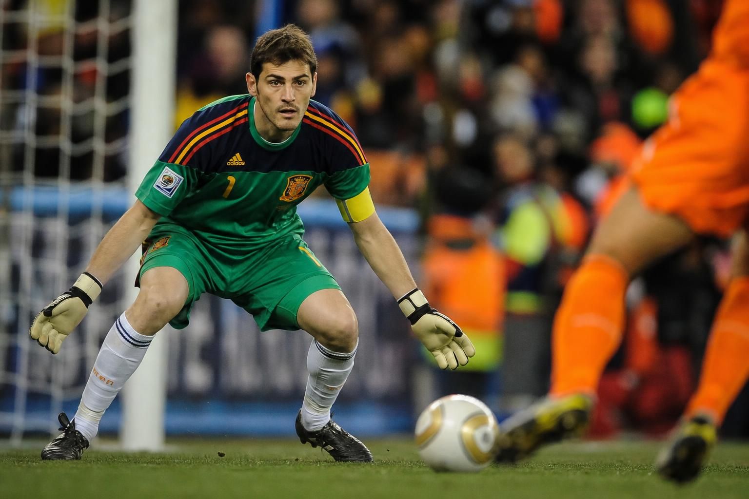 Iker Casillas in een gespannen WK-finalecontext rond de beroemde kans van Arjen Robben