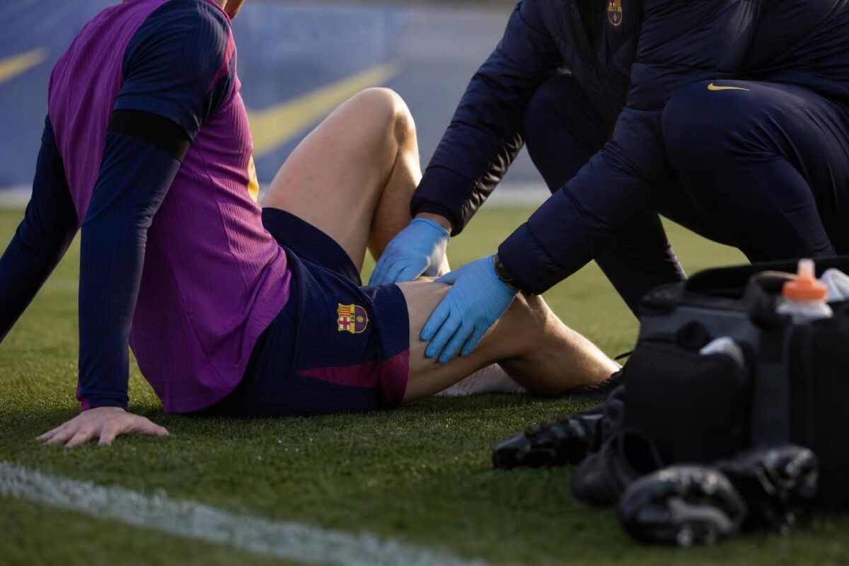 Blessurezorgen rond Frenkie de Jong bij FC Barcelona