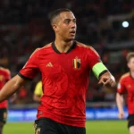 Youri Tielemans in actie voor de Rode Duivels tijdens het WK