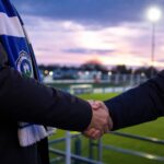 Transfercontext rond Obbi Oulare en KSK Heist in een Belgische voetbalomgeving