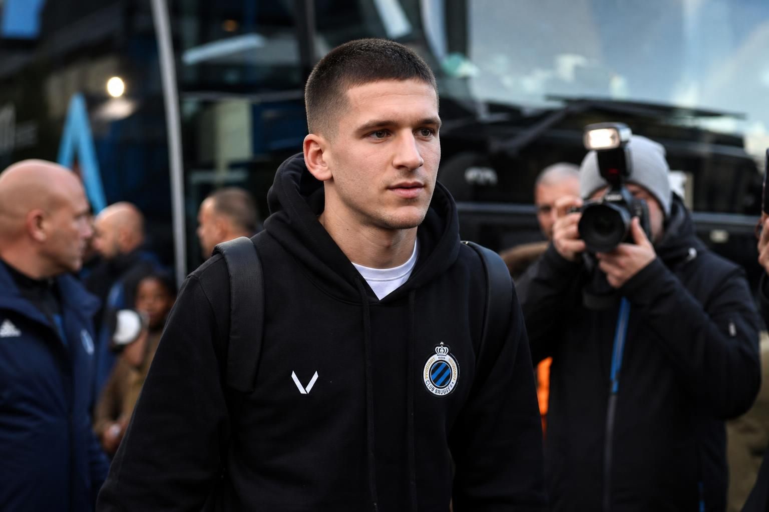 Christos Tzolis in de context van een mogelijk transferdossier tussen Club Brugge en Arsenal