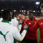 Spelers van België en Senegal in een gespannen wedstrijdsfeer zonder herkenbare gezichten