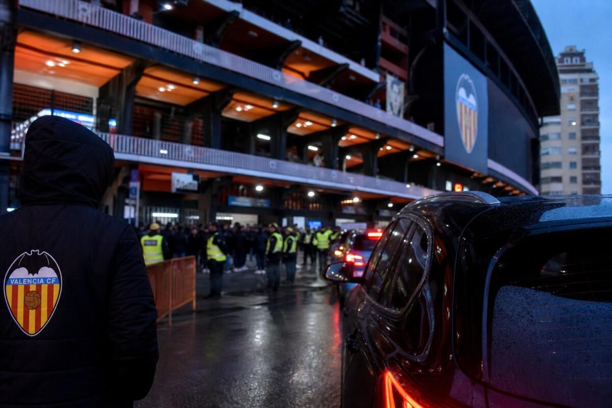 Transfercontext rond Valencia in een stadionomgeving zonder herkenbare personen