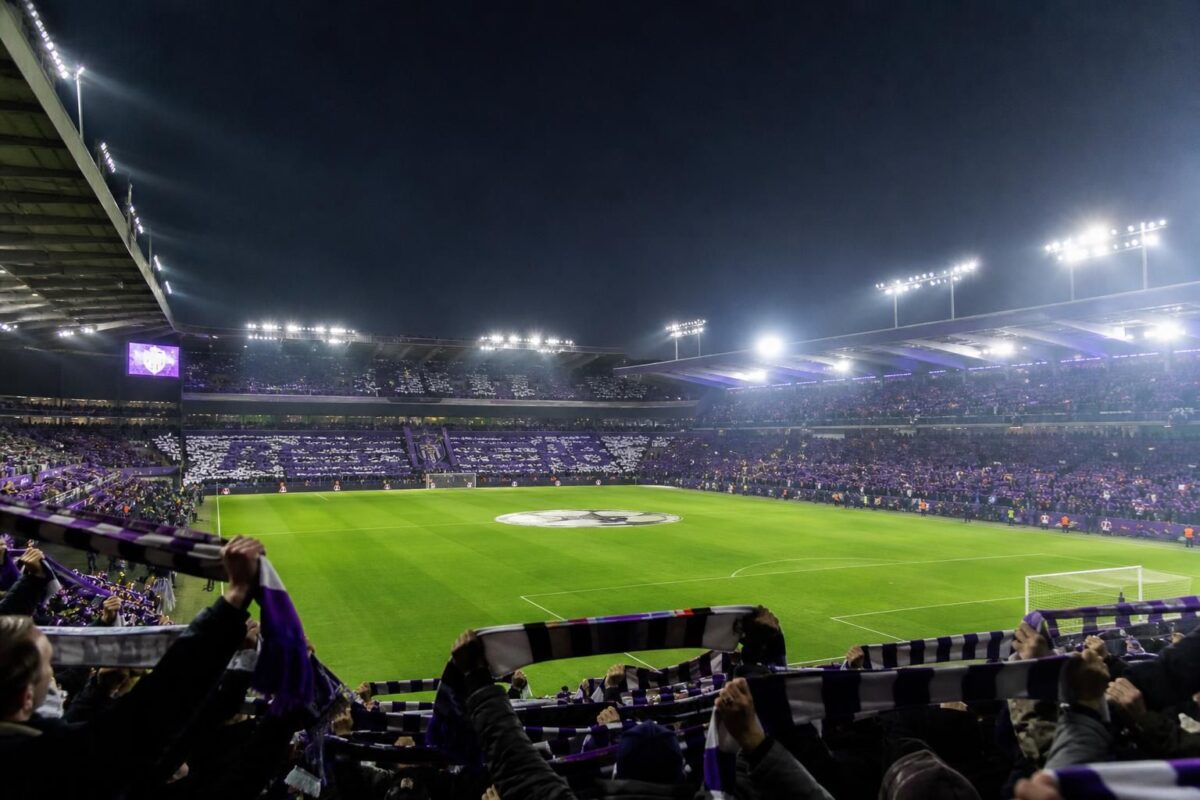 Gespannen sfeer in het Lotto Park voor de Europese wedstrijd van RSC Anderlecht tegen Hammarby